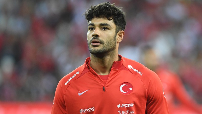 Galatasaray, Ozan Kabak transferinde mutlu sona çok yakın!