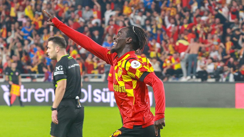 Göztepe’de Solet belirsizliği