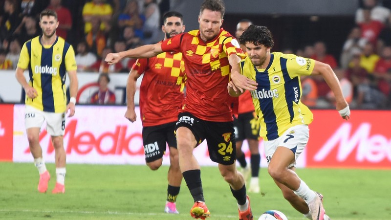Göztepe'de Lasse Nielsen ile Koray Günter yeni sözleşme bekliyor