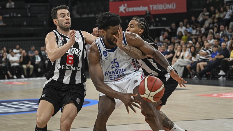 MAÇ ÖZETİ | Anadolu Efes seride 2-1 öne geçti