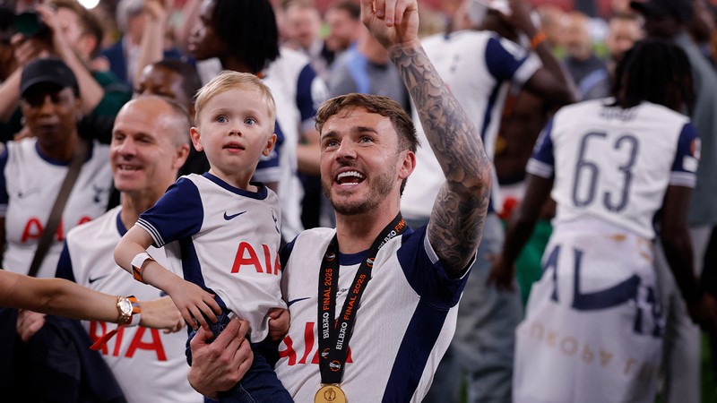 Maddison Galatasaray formasını giydi! "Büyük bir zevk"