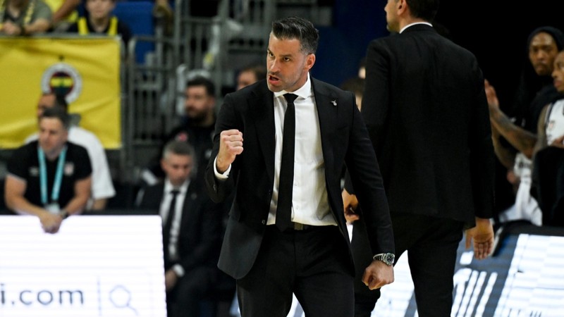 Dusan Alimpijevic, Fenerbahçe maçında diskalifiye edildi