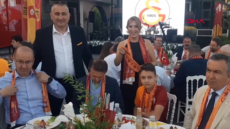 Bandırma'da çifte kupalı Galatasaray Balosu düzenlendi