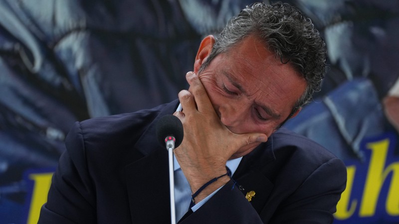 Fenerbahçe'de Sportif Direktörlük görevi kalktı geriye sadece Ali Koç kaldı