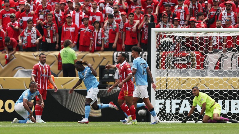 MAÇ ÖZETİ Manchester City galibiyetle başladı: 2-0