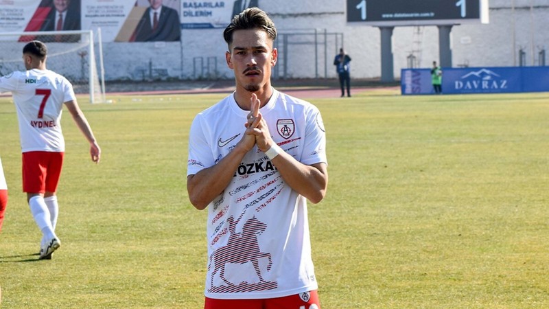 Batman Petrolspor'den Altınordulu Hüseyin Bulut'a kanca