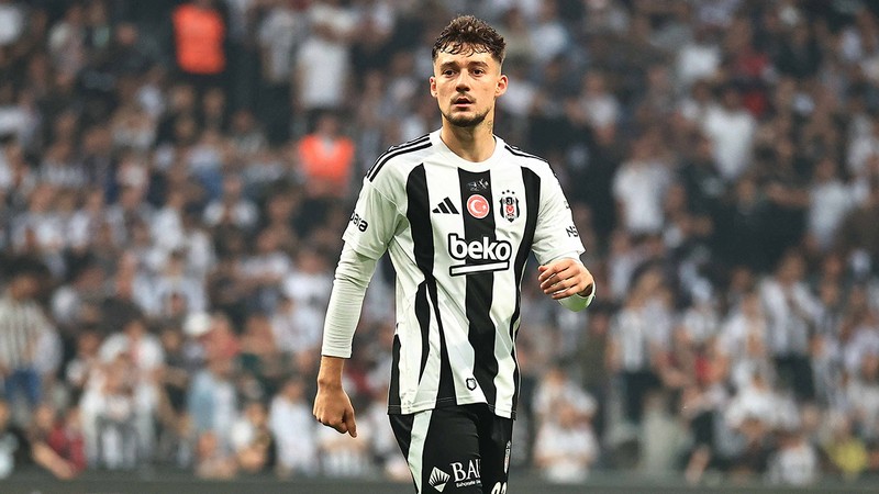 Beşiktaş, Muci'nin bonservisini 10 milyon euro olarak belirledi