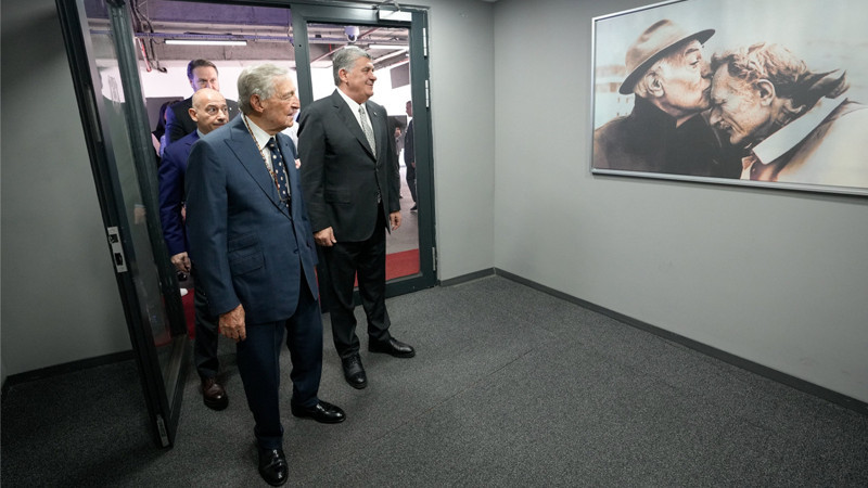 Beşiktaş Başkanı Serdal Adalı: Rahmi Koç yardım edecek
