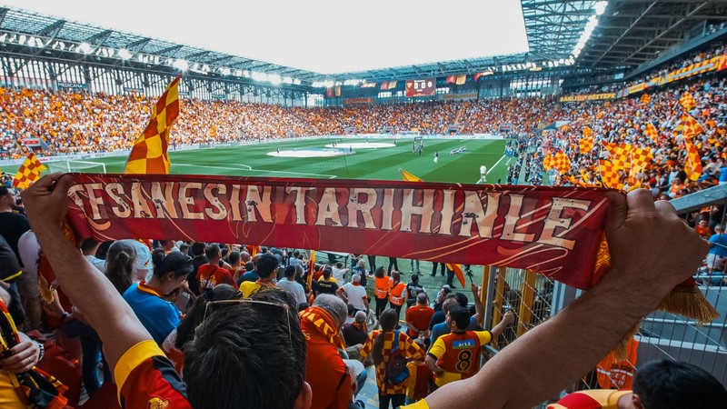 Göztepe 19 yaşındaki Ürdünlü forvet İbrahim Sabra ile masaya oturdu