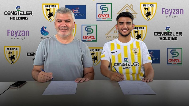 Muşspor orta sahaya genç futbolcu aldı