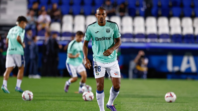 Kocaelispor'da Sebastian Haller sesleri!
