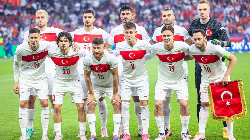 Salih Özcan'dan Dortmund'a Beşiktaş resti!