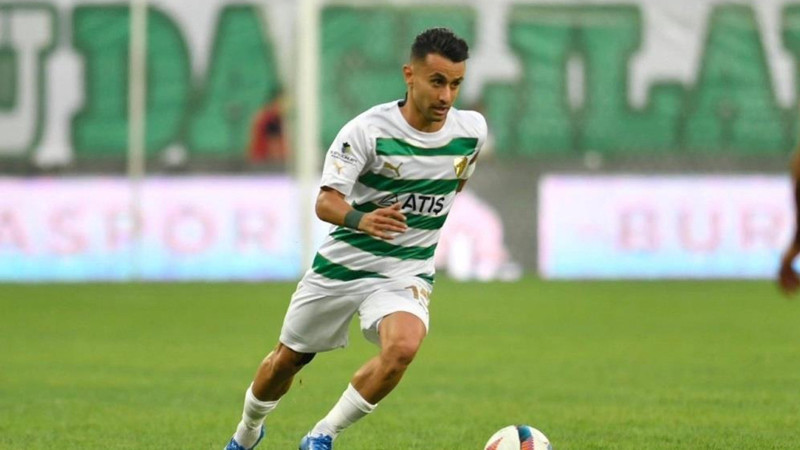 Bursaspor, Yiğitali Bayrak’a veda etti