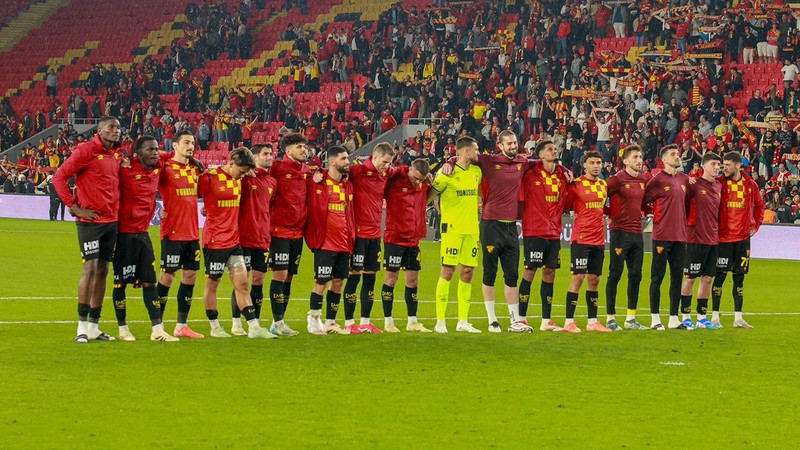 Göztepe 3 transferde sona geldi