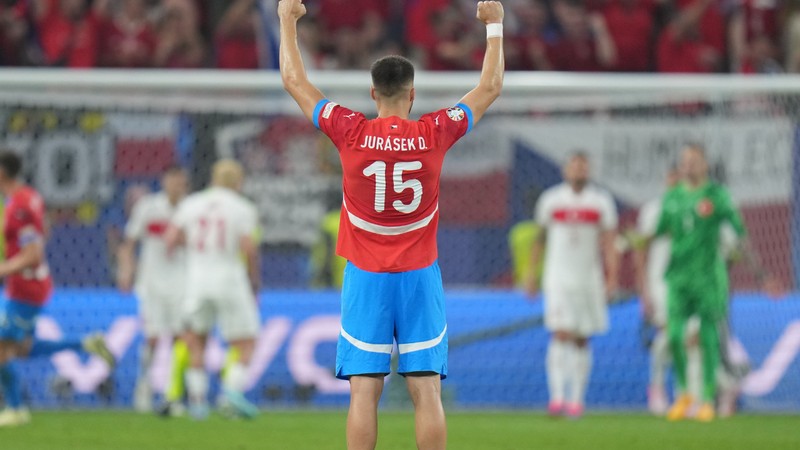 Beşiktaş'ın yeni transferi David Jurasek AEK'nın kapısından dönmüş
