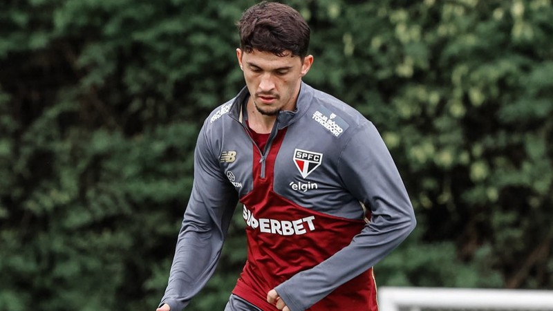 Göztepe'den bir scout transferi daha! Sao Paulo ile masaya oturuldu