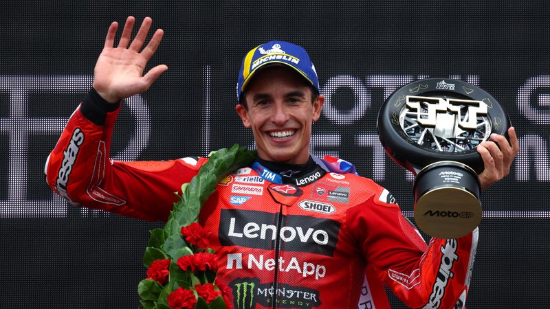 MotoGP Hollanda Grand Prix'sini Marc Marquez kazandı