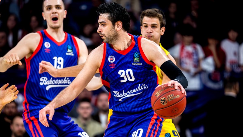21 maçta 12.52 sayı ortalamasıyla oynamıştı! Bahçeşehir Koleji'nde Furkan Korkmaz ayrılığı