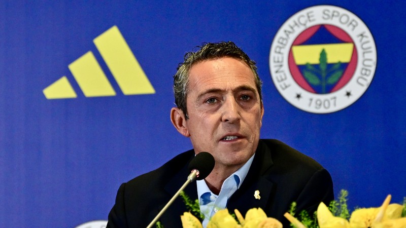 Fenerbahçe'nin yeni formaları Volkan Demirel, İbrahim Kutluay, Eda Erdem'le tanıtılacak