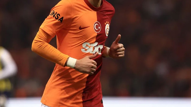 Buruk'un gözüne girememişti! Yeni takımında da tutunamadı