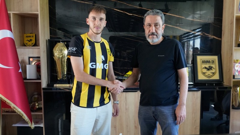 Beşiktaş, genç futbolcuyu Adana 01 FK'ya kiraladı