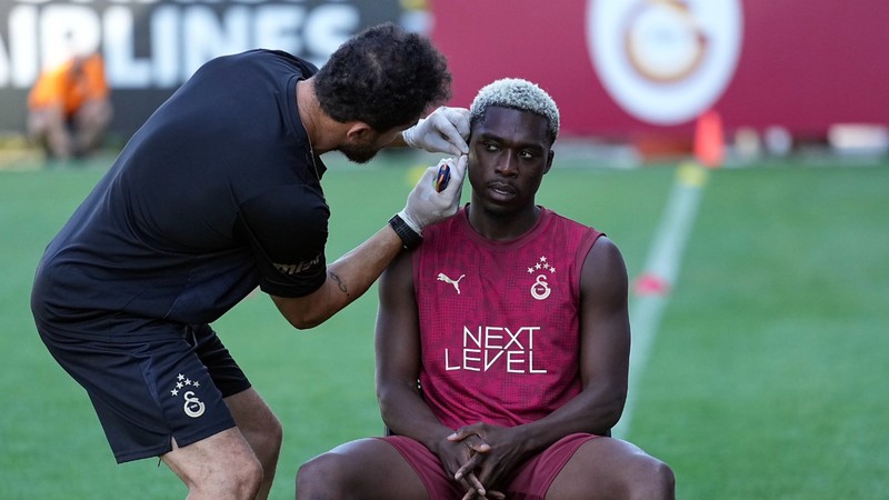 Galatasaray günü çift idmanla tamamladı