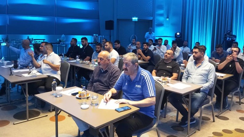 Şimşekler Grubu "Yaşasın Demirspor" kampanyası başlattı