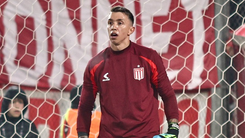 Muslera ilk maçında üzüldü! Hakeme isyan etti