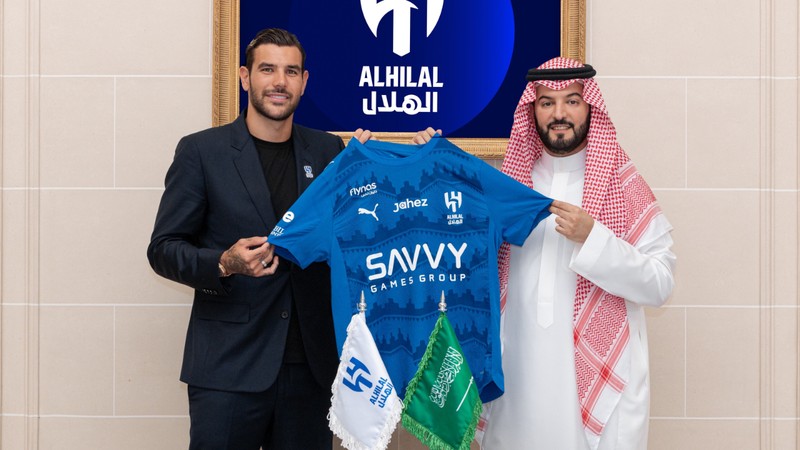 Al Hilal, Theo Hernandez'i 25 milyon euroya transfer etti