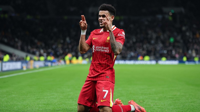 Liverpool, Bayern Münih'in Luis Diaz için yaptığı teklifi geri çevirdi