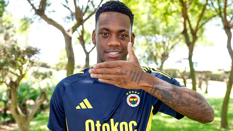 Jhon Duran: Buraya Jose Mourinho gelmemi istedi!