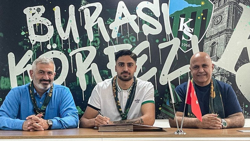 Kocaelispor kaleye Serhat Öztaşdelen'i monte etti