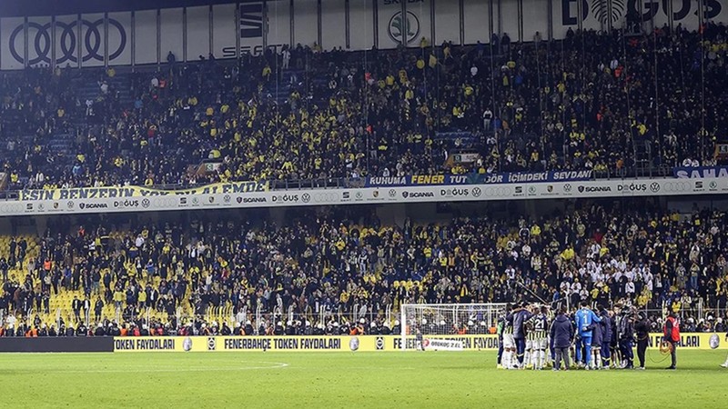 Fenerbahçe-Feyenoord eşleşmesinin tarihleri belli oldu