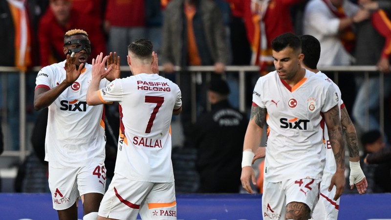 Roland Sallai: Süper Lig'e geldiğimde şaşırmıştım çok hızlı ve çok yüksek şiddetli bir oyun gördüm