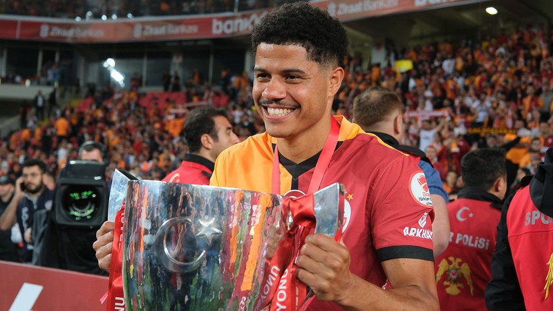 Galatasaray'ın Gabriel Sara için istediği bonservis bedeli belli oldu!