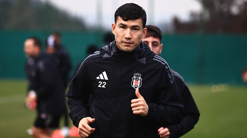 Bakhtiyor Zaynutdinov, Beşiktaş'a veda etti