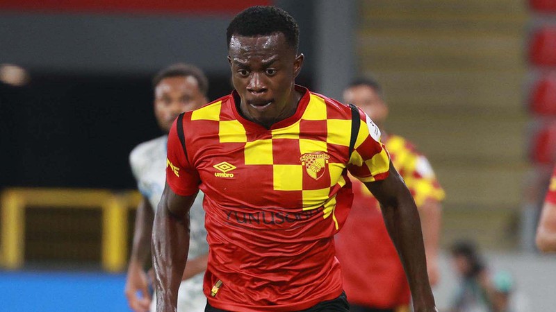 Göztepe'de Dennis'e teklif yağıyor