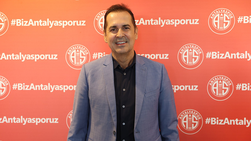 Antalyaspor Kulübü Başkanı Rıza Perçin: Bu sezon hedefimiz ligi orta sıralarda bitirmek