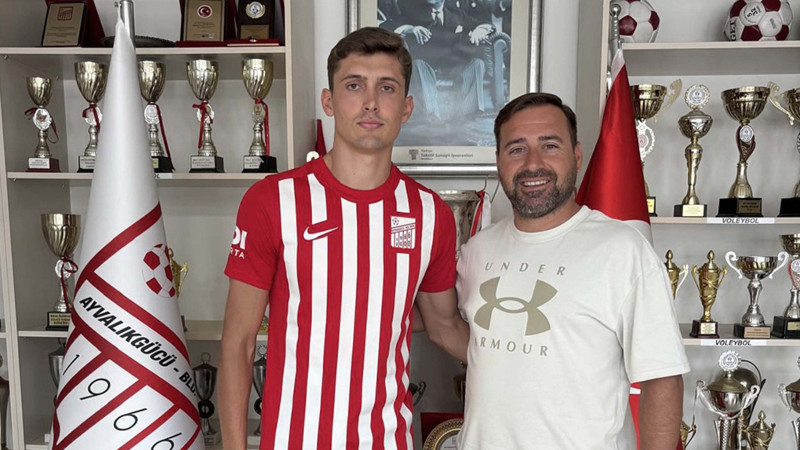 Ayvalıkgücü Belediyespor'dan iki transfer birden