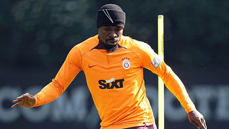 Son olarak Galatasaray'da oynadı Persepolis'e transfer oldu!
