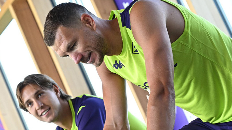 Fiorentina'nın 39 yaşındaki golcüsü Edin Dzeko'dan açıklama!
