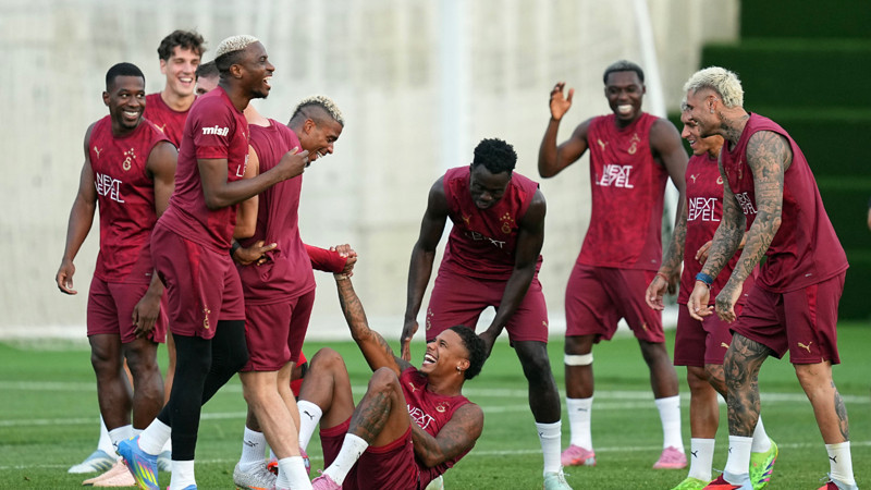 Galatasaray'da Gaziantep FK maçı öncesi neşeli idman