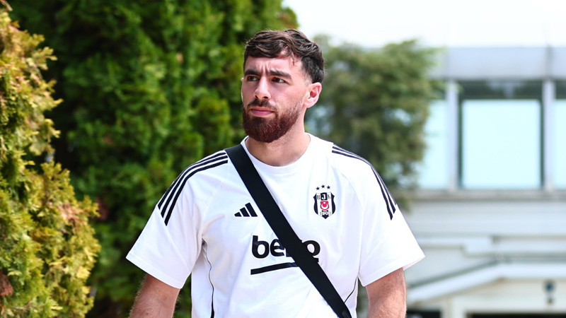 Beşiktaş, St. Patrick's maçı için İrlanda'ya uçtu! İşte maç kadrosu ve eksikler
