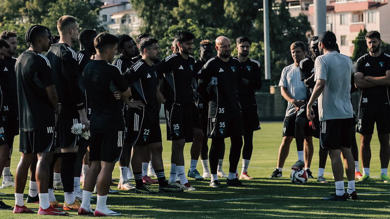 Kocaelispor 33 yaşındaki orta sahaya veda etti