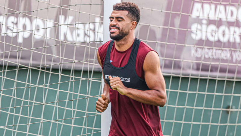 Trabzonspor Rayyan Baniya'yı Fatih Karagümrük'e geri gönderiyor