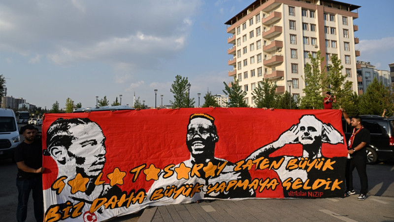 Icardi'nin sözü pankart oldu