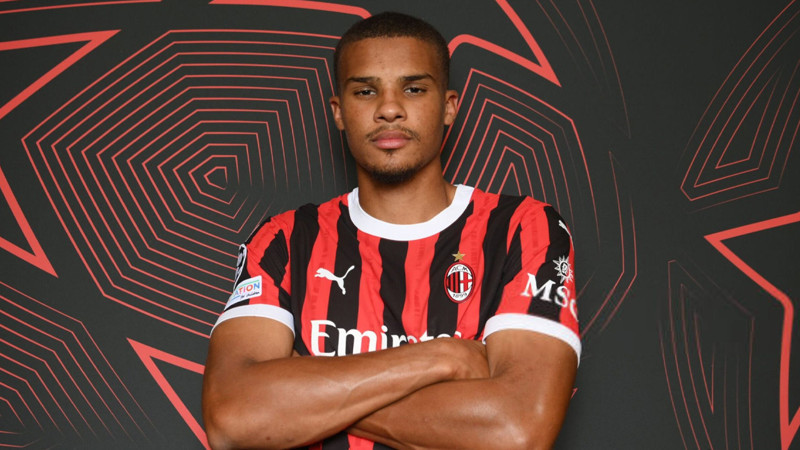 Newcastle United yeni stoperini AC Milan'da buldu