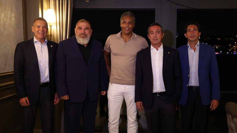 Fenerbahçe, Feyenoord heyetini yemekte ağırladı