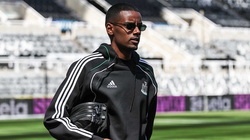 Liverpool'dan Alexander Isak için bir hamle daha!