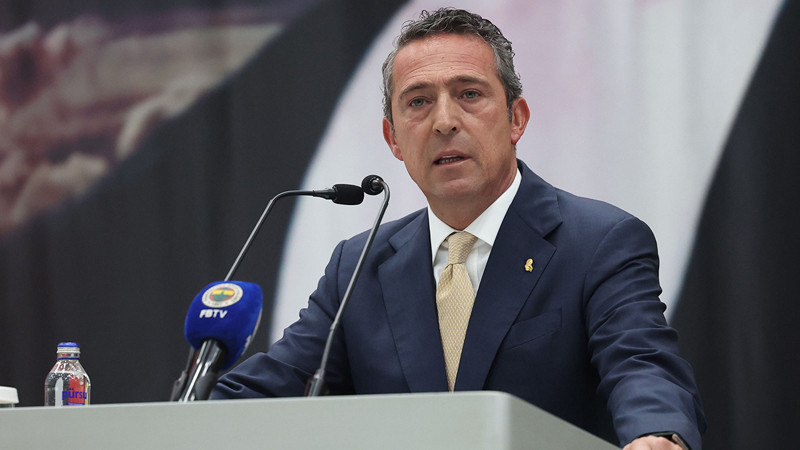 Fenerbahçe-Feyenoord maçında Ali Koç'a hakaret eden şüpheli adli kontrolle serbest bırakıldı